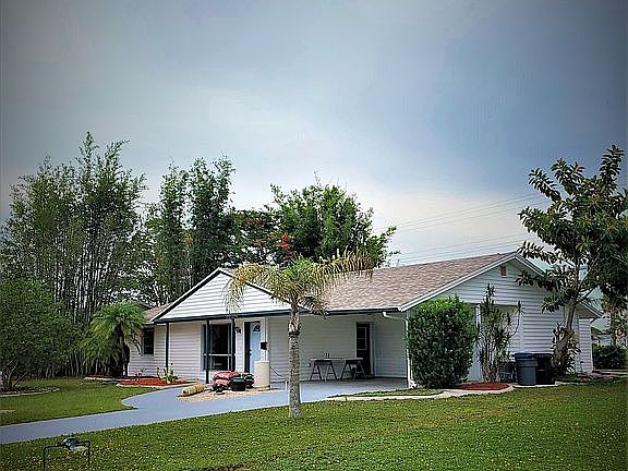 5th image of 1007 Augusta Dr