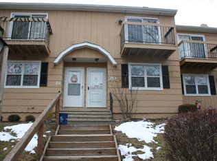 20 Chipmunk Ter, Bethel, CT 06801