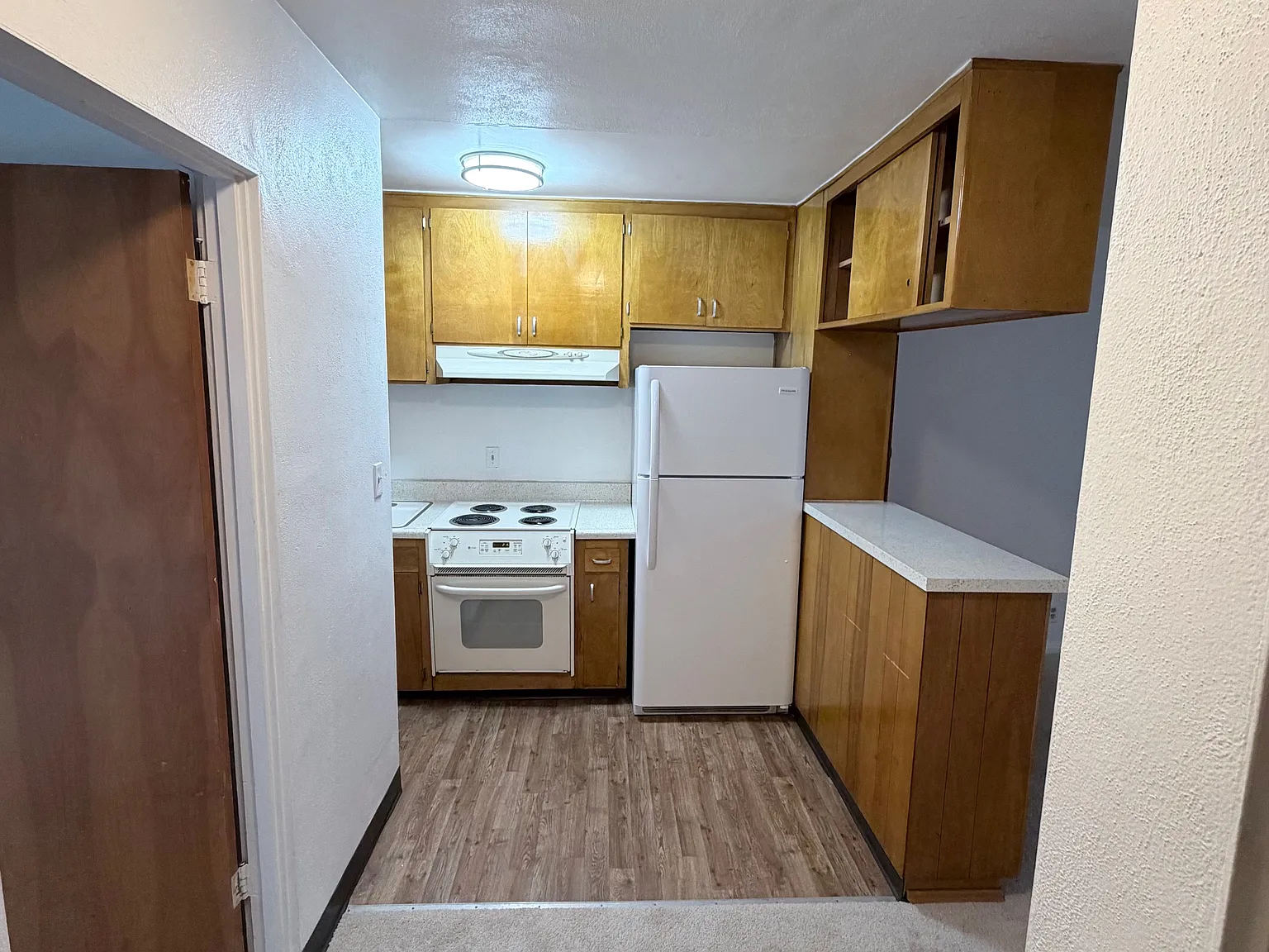1 bed, 500 sqft, $1,600 — Photo 3