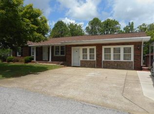204 Lumber St, Dawson Springs, KY 42408