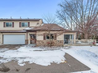 1101 Aston Cir, Burnsville, MN 55337