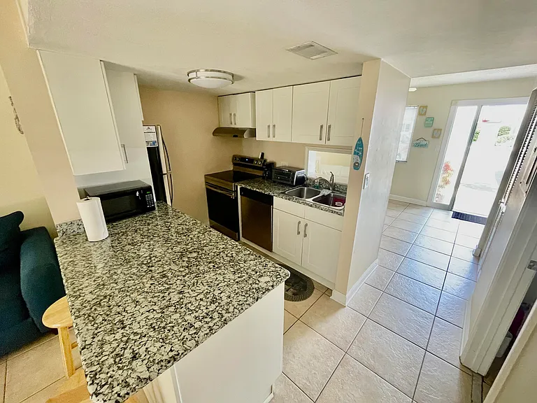 239 Seaport Blvd #79 — Photo 3
