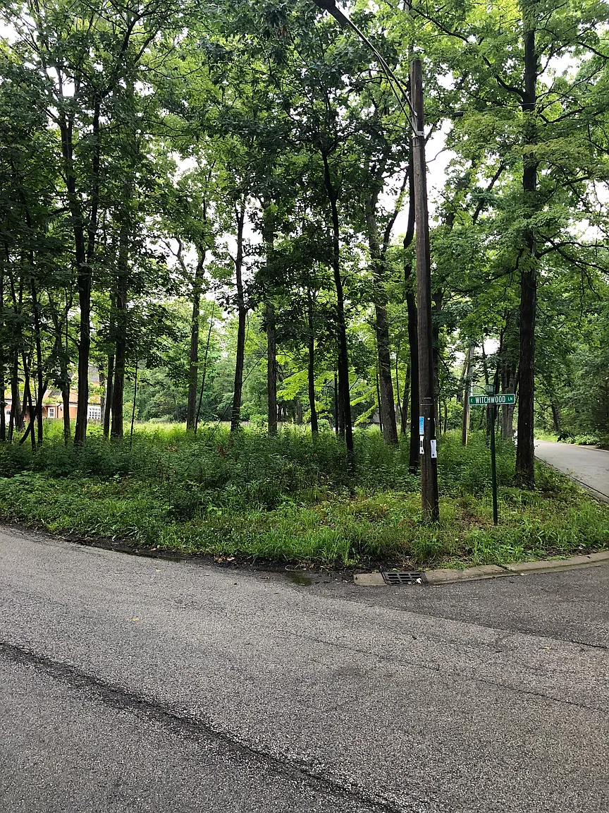 306 E Witchwood Ln photo 1