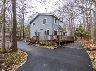102 Bunny Ln, Tobyhanna, PA 18466