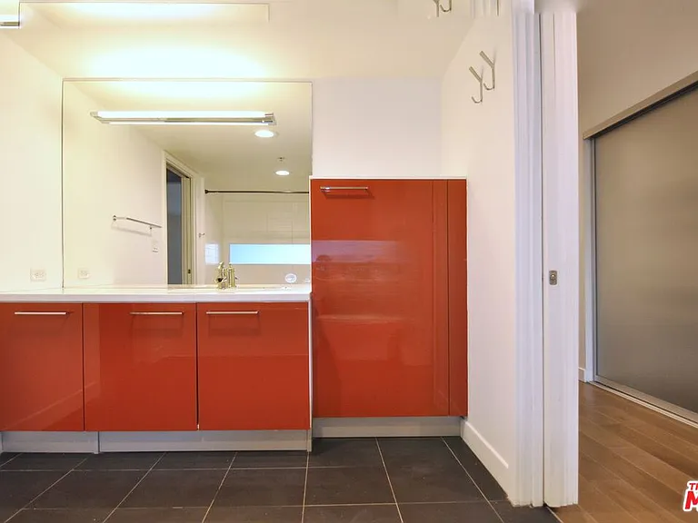 901 S Flower St #709 — Photo 20