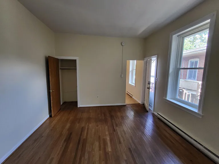 729 N Duke St #D — Photo 9
