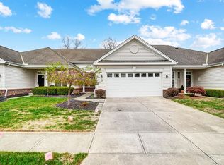 1328 Grovesedge Dr, Maineville, OH 45039