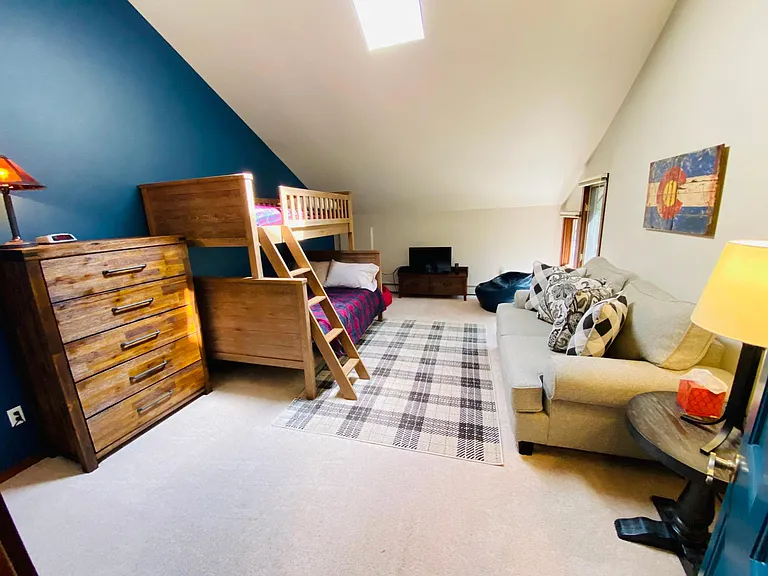 4150 Columbine Dr — Photo 27