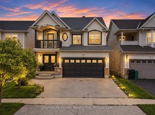 765 Brandenburg Blvd, Waterloo, ON N2T 2W9