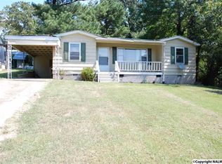 407 15th St NW, Fort Payne, AL 35967