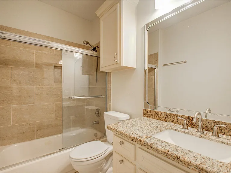 10572 Twin Oak Dr — Photo 24