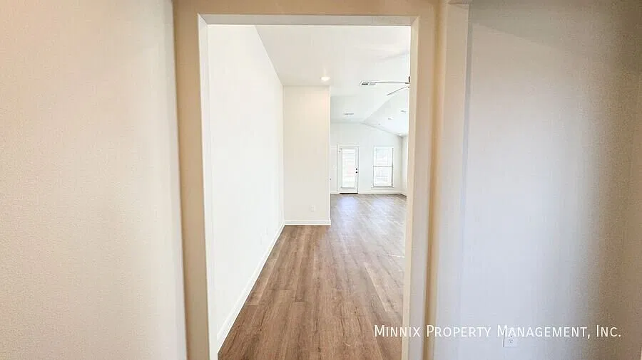 4 Bedroom/ 2 Bath for Rent in Lubbock | 2131 Langford Ave. | Frenship ISD : Pet Friendly — Photo 3