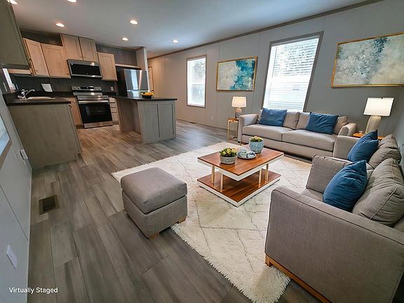 3rd image of 1440 W Plum #97