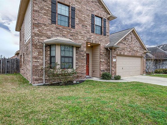 2nd image of 18440 Sunrise Pines Dr