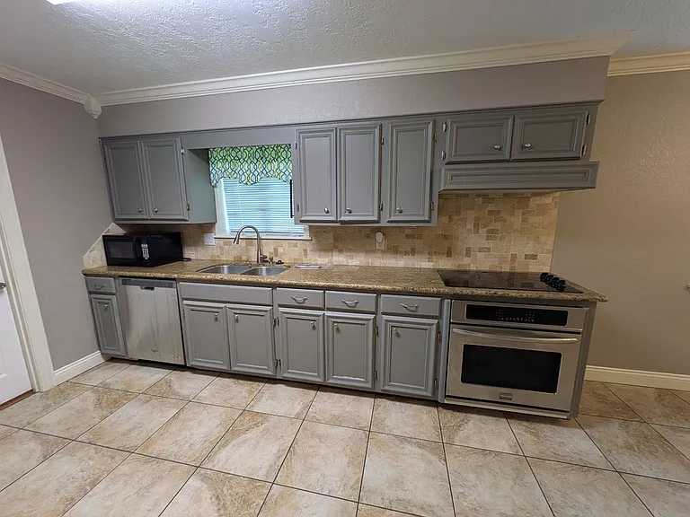 790 Norwood Dr — Photo 11