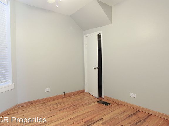 5th image of 1514 N Honore St #1C