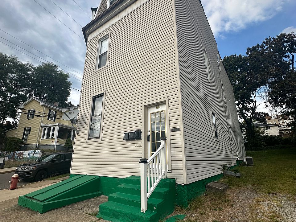 1st image of 601 Orchard Ave #2