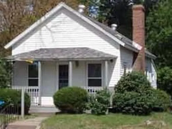 16934 Davis St, Galesville, WI 54630