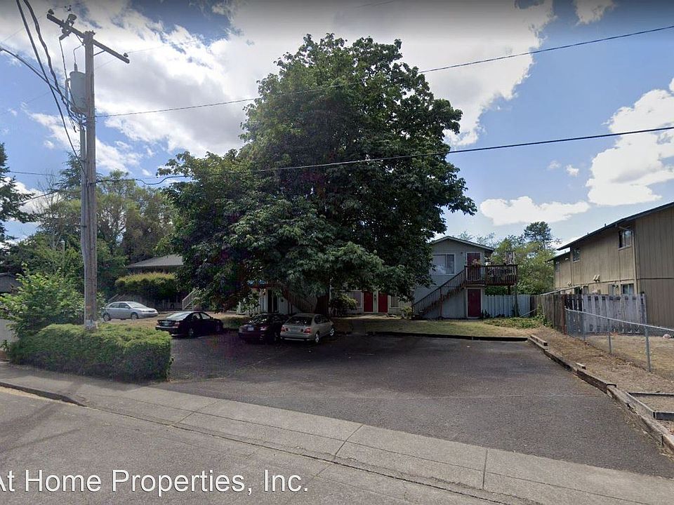2nd image of 2320 SW Leonard St #C