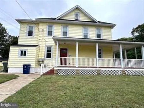 131 Union St #B Photo 1 131 Union St #B Photo 1