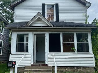 307 N Park Ave, Jackson, MI 49201