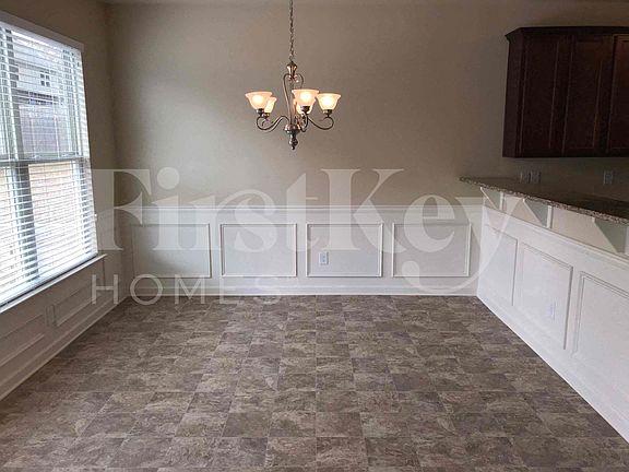 4th image of 3179 Altamont Ct