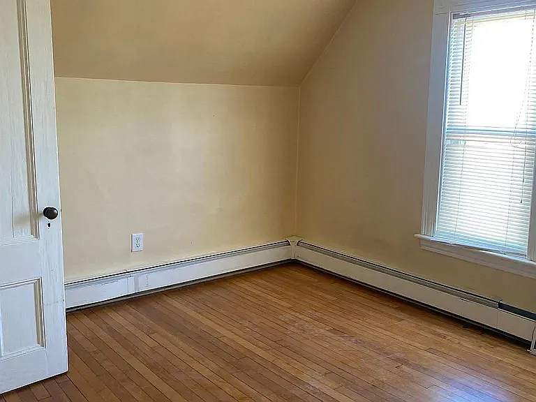 250 Highland Ave #3 — Photo 1