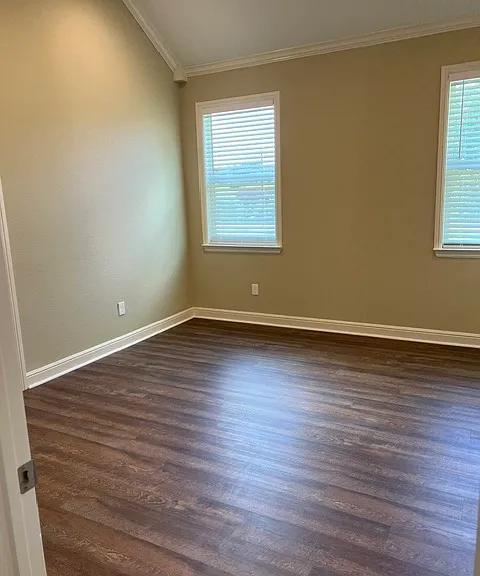 12600 Plassmeyer Pl — Photo 11