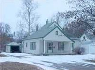 121 E Broadway Ave, Augusta, KS 67010