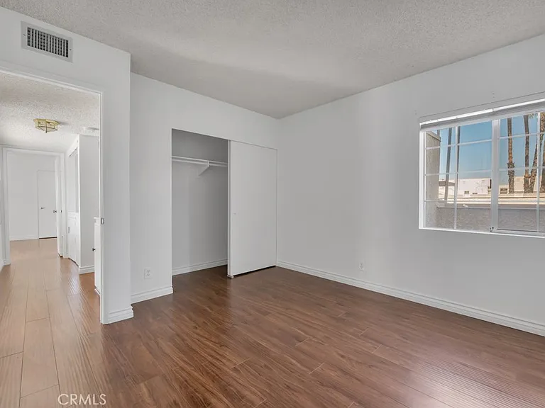20155 Keswick St #211 — Photo 13