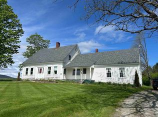 845 Old County Rd, Barnet, VT 05821