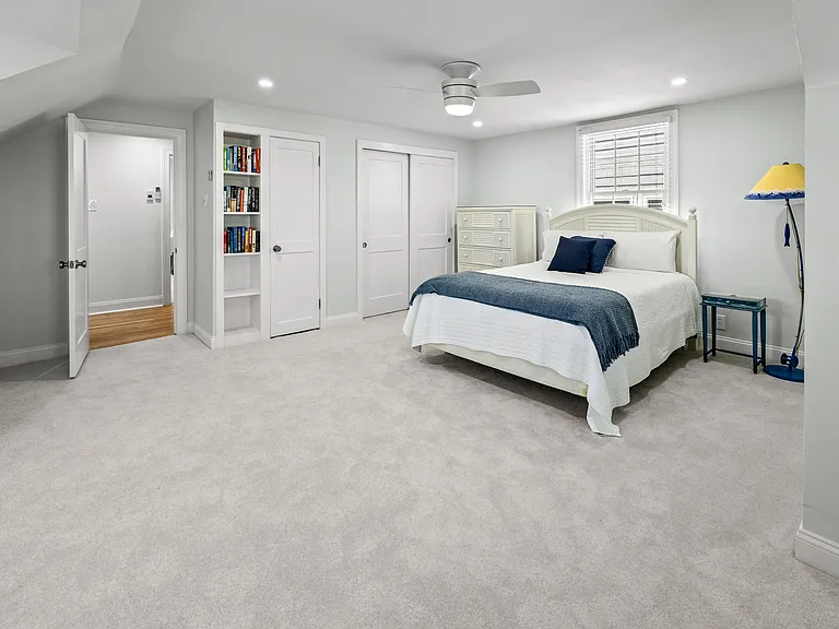 8805 Monmouth Ave — Photo 29