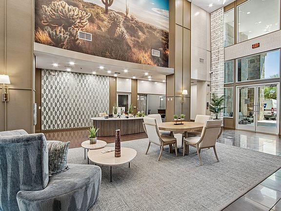Leasing Center