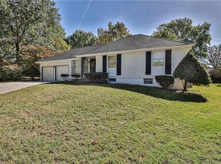 7527 Crescent Dr, Raytown, MO 64138