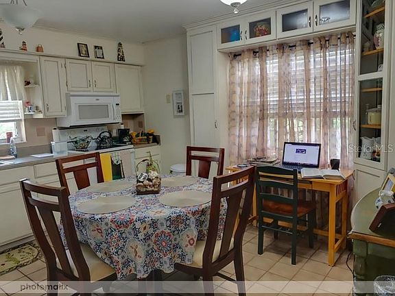 3rd image of 1433 Disston Ave