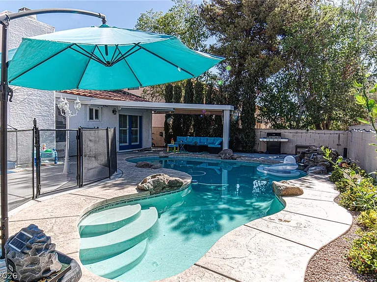 9009 Feather River Ct — Photo 34