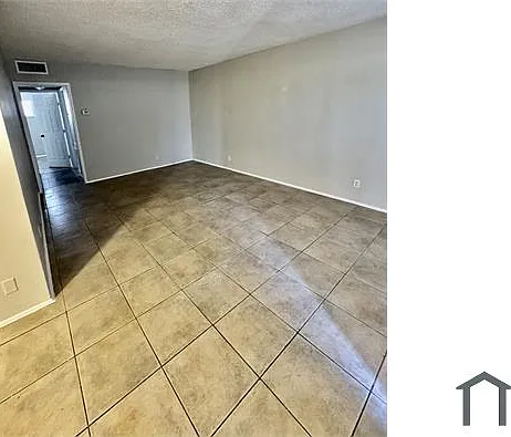 720 N 10th St #1 — Photo 10