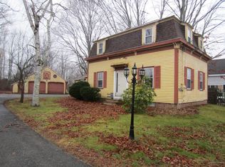 68 Boynton St, Richmond, ME 04357