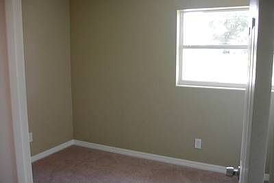 5th image of 715 N Brunnell Pkwy