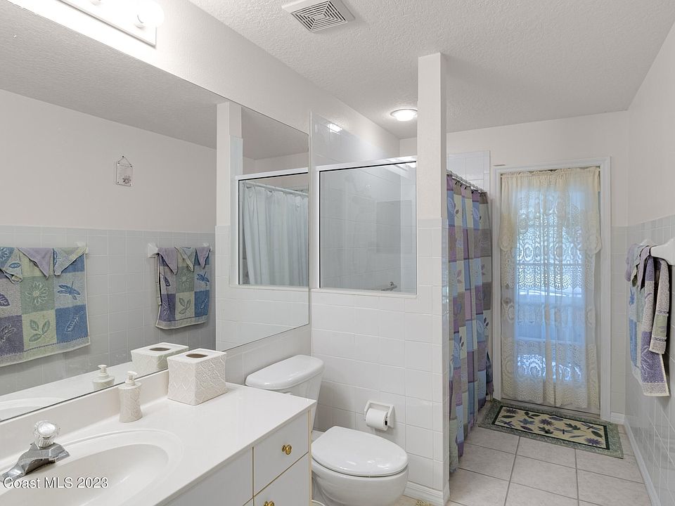 1st image of 2704 Whistler St