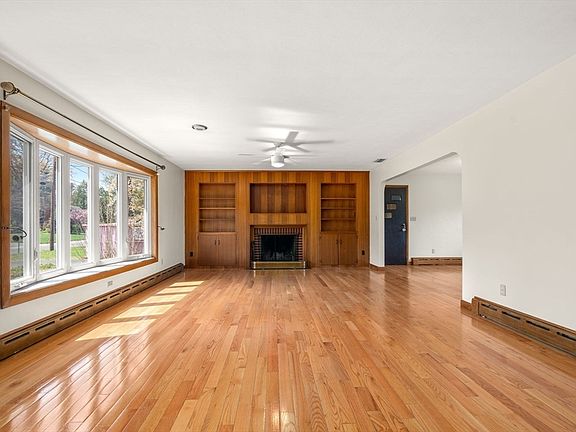 4th image of 29 Llewellyn Dr