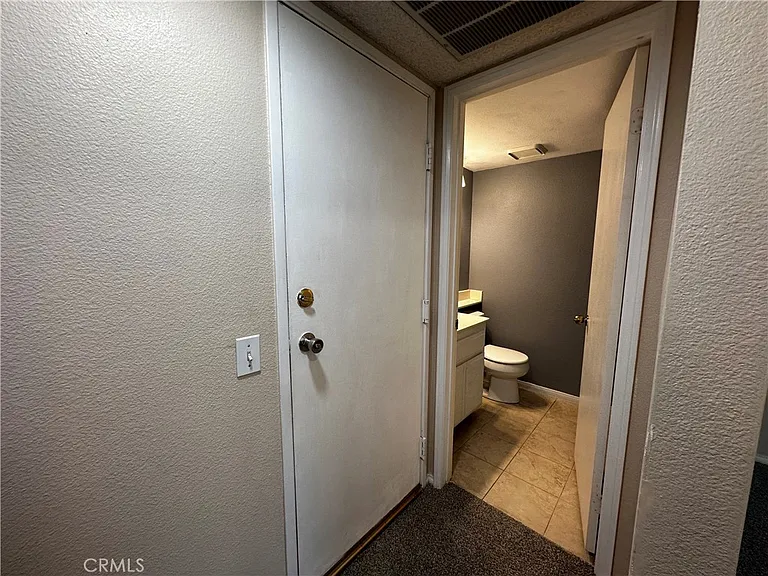 3121 E Genoa Ct #K — Photo 10