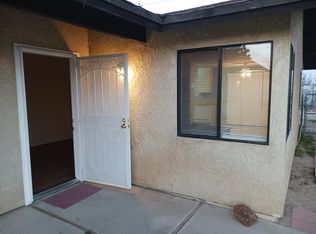 6423 Ronald Dr APT B, Yucca Valley, CA 92284