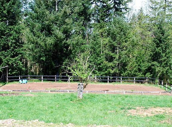Outdoor arena