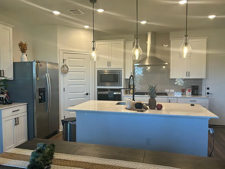 12200 Paseo De Los Lagos Ln — Photo 2