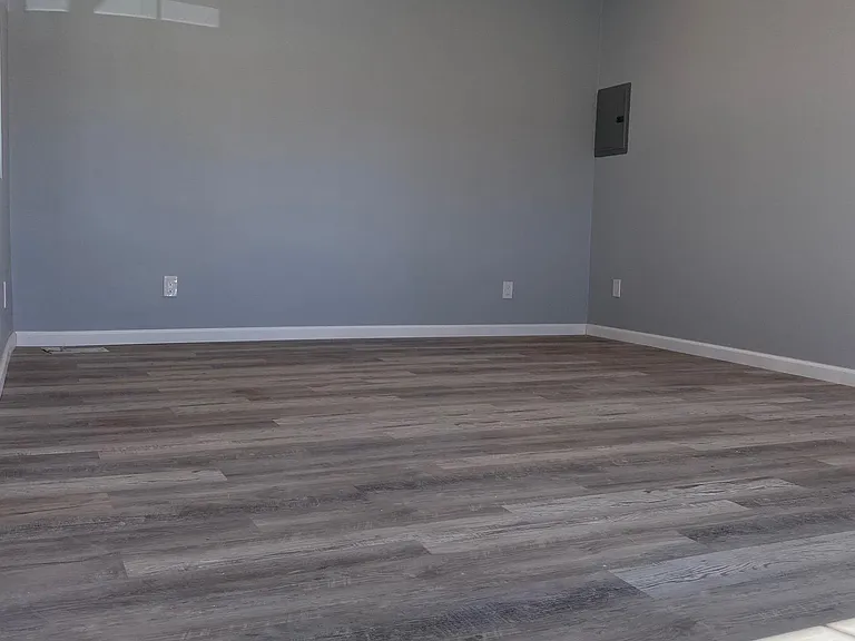 4340 Marlborough Ave — Photo 5