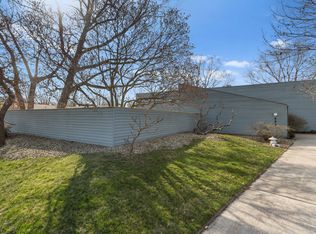 603 W Church St, Savoy, IL
