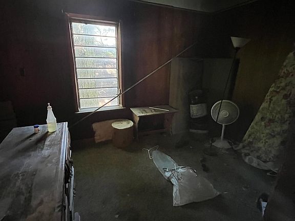 2nd image of 1104 W Adrian G Hinton Ave