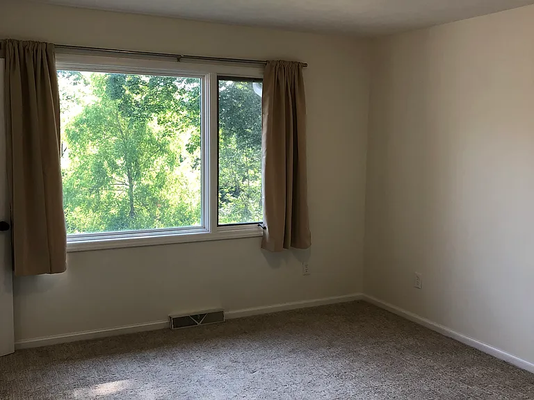 1311 Gleneagle Trl — Photo 9