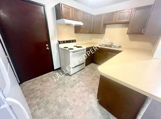 607 W Michigan Ave #6, Norfolk, NE 68701